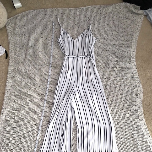 Forever 21 Striped Jumpsuit - Picture 5 of 8